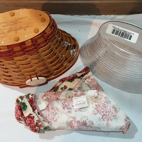 LONGABERGER  GERANIUM BASKET - Picture 5 of 5